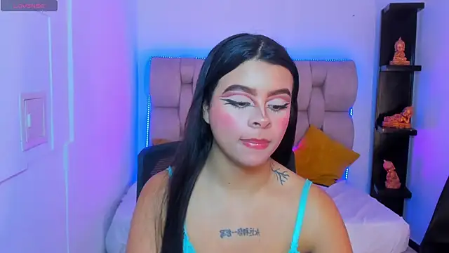 Snapshot of DakottaHilton chatting on 12-04-25, 09:56 DakottaHilton online show from 12-04-25, 09:56