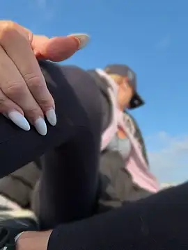 Betsy online show from 04-13-26, 02:55