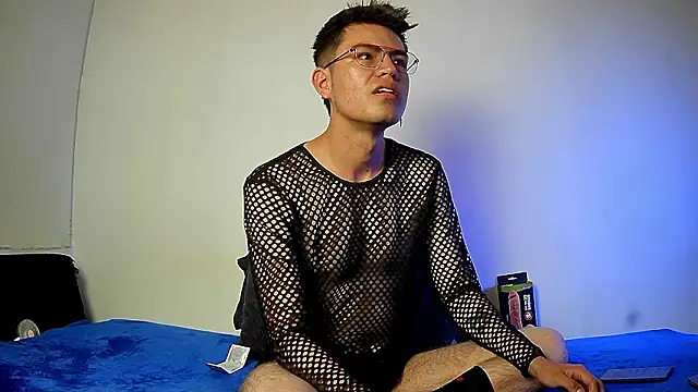 Snapshot of nicolatinboy chatting on 02-07-26, 09:18 nicolatinboy online show from 02-07-26, 09:18