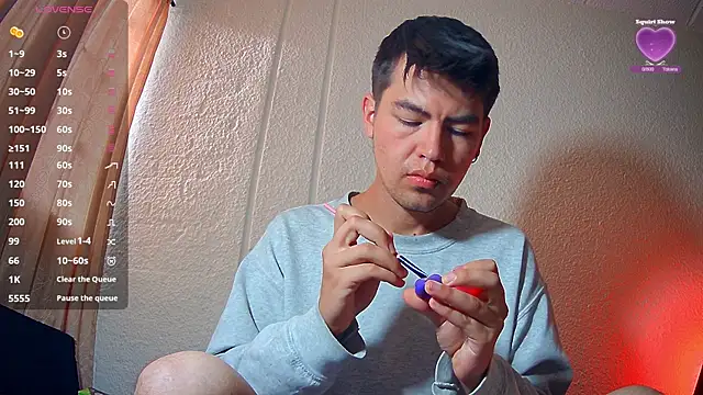 nicolatinboy online show from 05-21-26, 09:33