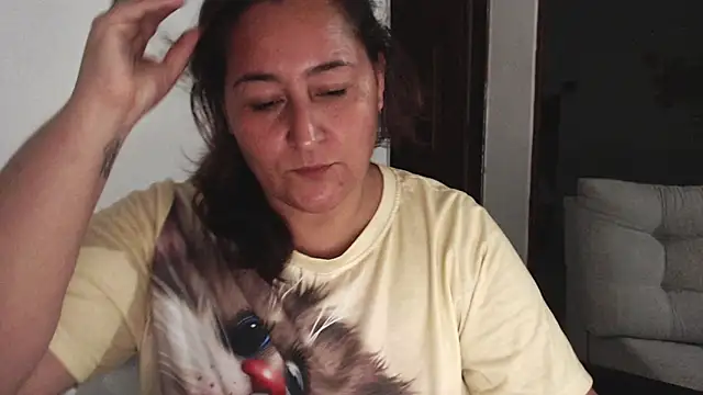 Snapshot of VioletBruces chatting on 01-09-26, 11:50 VioletBruces online show from 01-09-26, 11:50