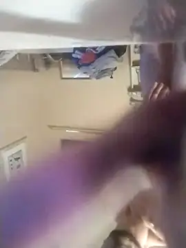 Snapshot of bigjohnson2914 chatting on 12-14-25, 09:30 bigjohnson2914 online show from 12-14-25, 09:30