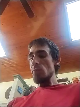 Snapshot of bigjohnson2914 chatting on 12-17-25, 06:36 bigjohnson2914 online show from 12-17-25, 06:36