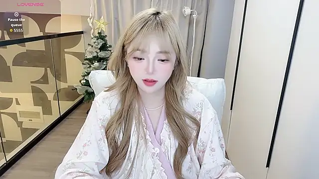 Star-XinX online show from 03-08-26, 10:41