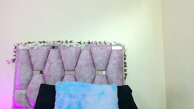 iris and damian online show from 02-20-26, 05:24