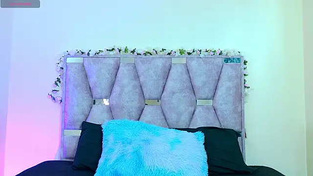 iris and damian online show from 04-01-26, 05:21