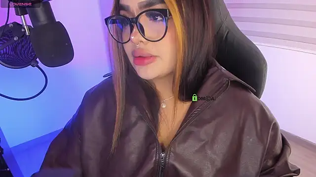 asheryn online show from 04-18-26, 01:42