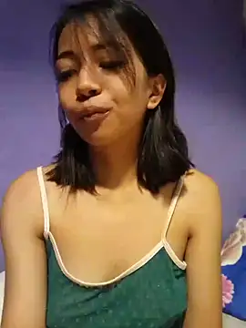 Snapshot of Honey_bun06 chatting on 03-13-26, 06:09 Honey bun06 online show from 03-13-26, 06:09