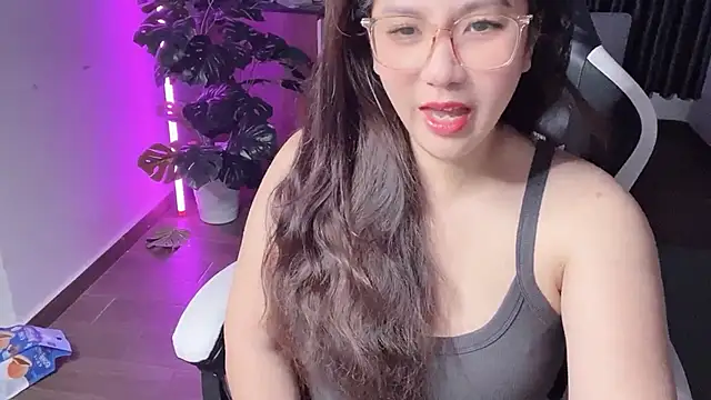 Snapshot of Ni-Ni_2K chatting on 02-19-26, 02:46 Ni-Ni 2K online show from 02-19-26, 02:46