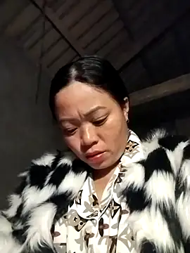 AlilaK2 online show from 12-16-25, 01:38