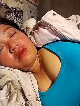 AlilaK2 online show from 12-22-25, 08:39