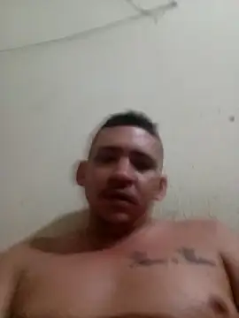 Snapshot of Alano2112 chatting on 12-04-25, 10:29 Alano2112 online show from 12-04-25, 10:29