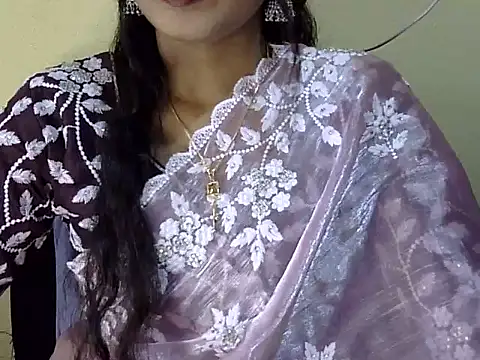 Snapshot of Shab_M chatting on 02-14-26, 06:43 Shab M online show from 02-14-26, 06:43