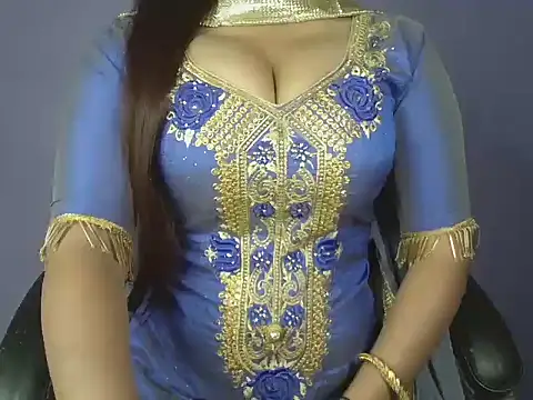 Hotty Suzuka online show from 04-05-26, 03:58