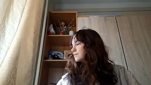 Snapshot of KellyKelik chatting on 01-13-26, 08:08 KellyKelik online show from 01-13-26, 08:08