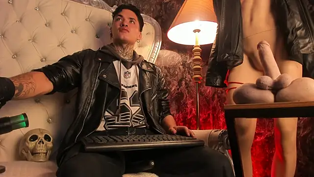 AlecBanne online show from 04-13-26, 10:59