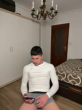 Snapshot of josueeeR chatting on 01-15-26, 08:12 josueeeR online show from 01-15-26, 08:12