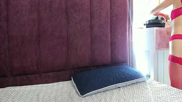 Snapshot of AfroditaWild chatting on 01-11-26, 01:32 AfroditaWild online show from 01-11-26, 01:32