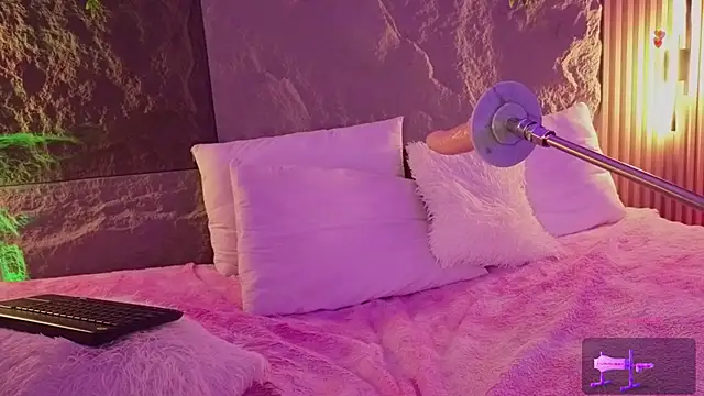 Mavistech online show from 12-22-25, 02:14