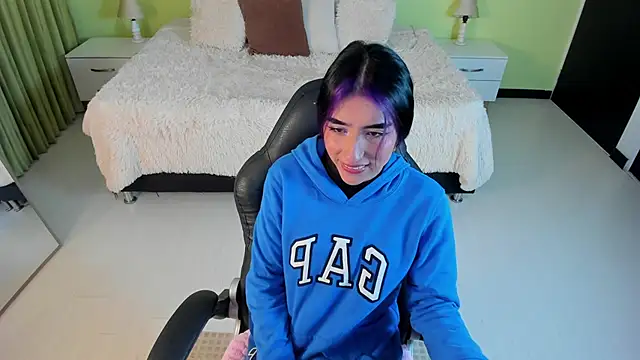 Snapshot of Celeste_Rous__ chatting on 02-17-26, 12:01 Celeste Rous online show from 02-17-26, 12:01