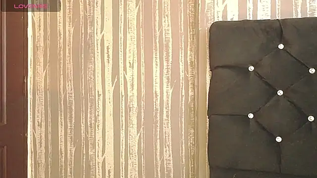 Elizabetth Roman online show from 07-11-26, 02:31