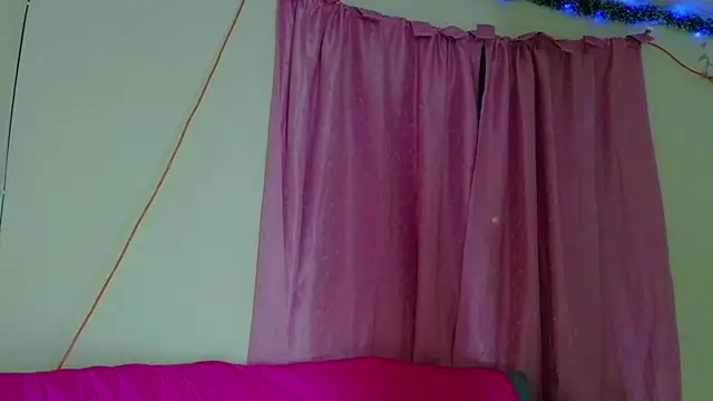 Snapshot of joyshe__vergara chatting on 12-05-25, 07:06 joyshe vergara online show from 12-05-25, 07:06