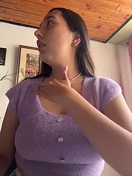 Snapshot of Alix_Rousses21 chatting on 03-15-26, 06:25 Alix Rousses21 online show from 03-15-26, 06:25