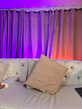 Amy Parkker online show from 03-11-26, 12:33