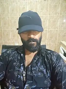 Snapshot of Bigkannan chatting on 02-07-26, 07:50 Bigkannan online show from 02-07-26, 07:50