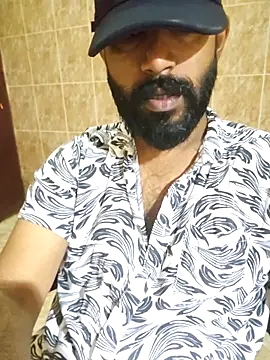 Snapshot of Bigkannan chatting on 02-08-26, 08:51 Bigkannan online show from 02-08-26, 08:51