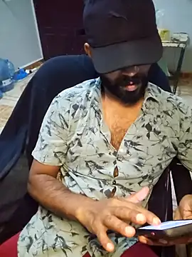 Snapshot of Bigkannan chatting on 02-15-26, 09:52 Bigkannan online show from 02-15-26, 09:52