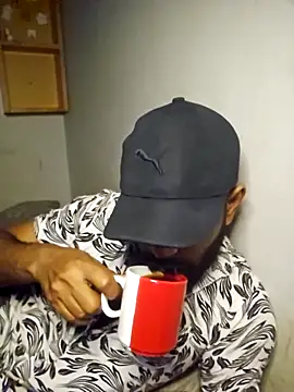 Snapshot of Bigkannan chatting on 02-24-26, 04:10 Bigkannan online show from 02-24-26, 04:10