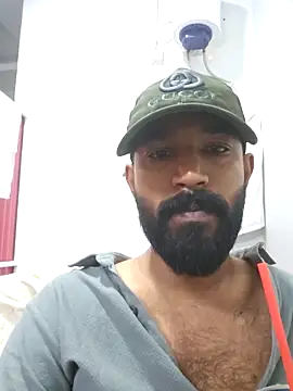 Snapshot of Bigkannan chatting on 04-26-26, 07:33 Bigkannan online show from 04-26-26, 07:33