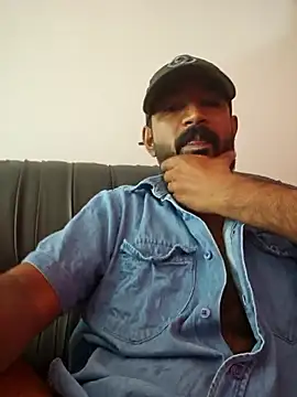 Snapshot of Bigkannan chatting on 05-01-26, 09:58 Bigkannan online show from 05-01-26, 09:58