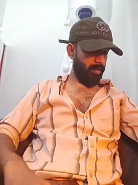 Snapshot of Bigkannan chatting on 05-15-26, 08:32 Bigkannan online show from 05-15-26, 08:32