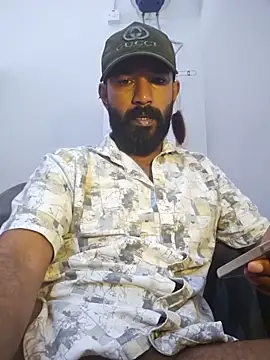Snapshot of Bigkannan chatting on 05-19-26, 09:26 Bigkannan online show from 05-19-26, 09:26