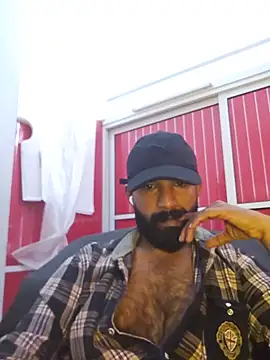 Snapshot of Bigkannan chatting on 06-13-26, 10:13 Bigkannan online show from 06-13-26, 10:13