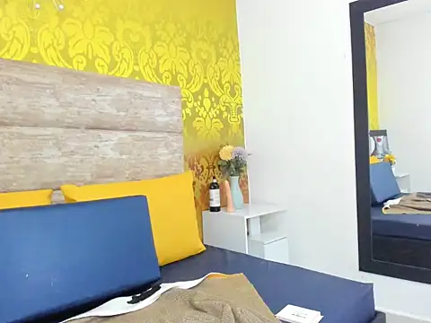 Samantha Ortiz69 online show from 04-17-26, 06:16