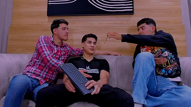 big  friends online show from 12-17-25, 01:50