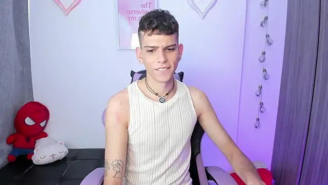 Snapshot of Jasson___ chatting on 06-14-26, 01:57 Jasson online show from 06-14-26, 01:57