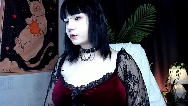 Snapshot of radiant_lane chatting on 12-19-25, 06:42 radiant lane online show from 12-19-25, 06:42