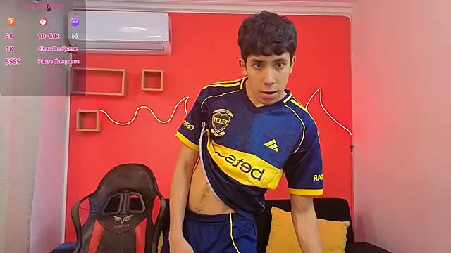 Neo Twink online show from 04-04-26, 07:11