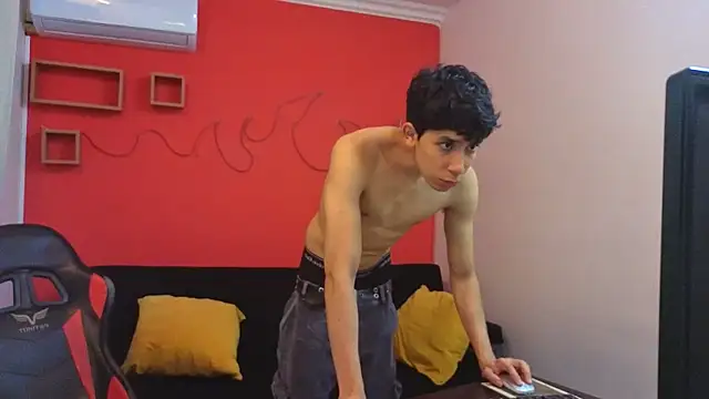 Neo Twink online show from 04-16-26, 07:03