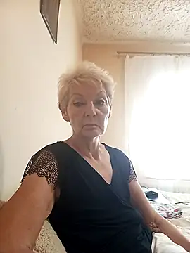 Snapshot of Calypso-Loove chatting on 07-12-26, 07:32 Calypso-Loove online show from 07-12-26, 07:32