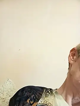 Snapshot of Calypso-Loove chatting on 07-14-26, 10:32 Calypso-Loove online show from 07-14-26, 10:32