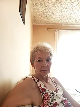Snapshot of Calypso-Loove chatting on 07-17-26, 08:21 Calypso-Loove online show from 07-17-26, 08:21