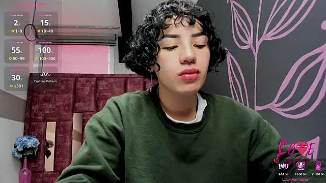 Kiara Fox   online show from 02-27-26, 07:58