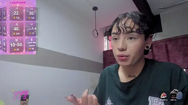 Kiara Fox   online show from 04-13-26, 08:36