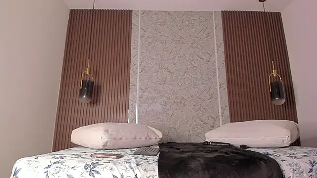 maye wells  online show from 02-19-26, 07:21