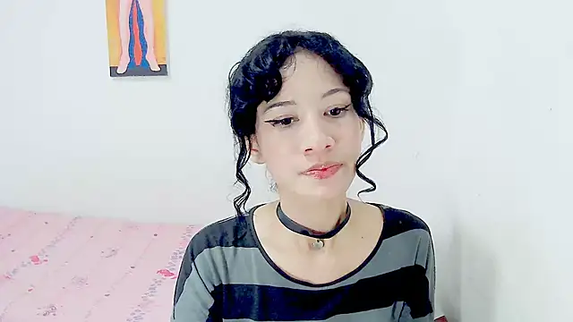 Snapshot of kiten_punchs02 chatting on 12-05-25, 03:37 kiten punchs02 online show from 12-05-25, 03:37